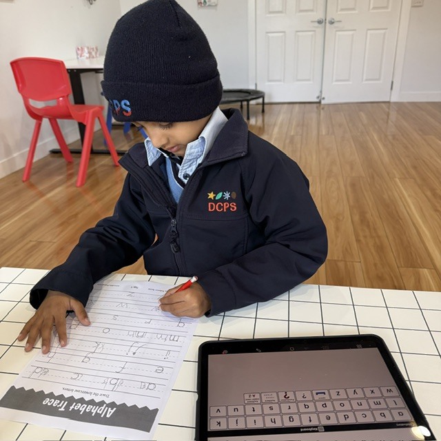 Alphabet Tracing & Keyboard